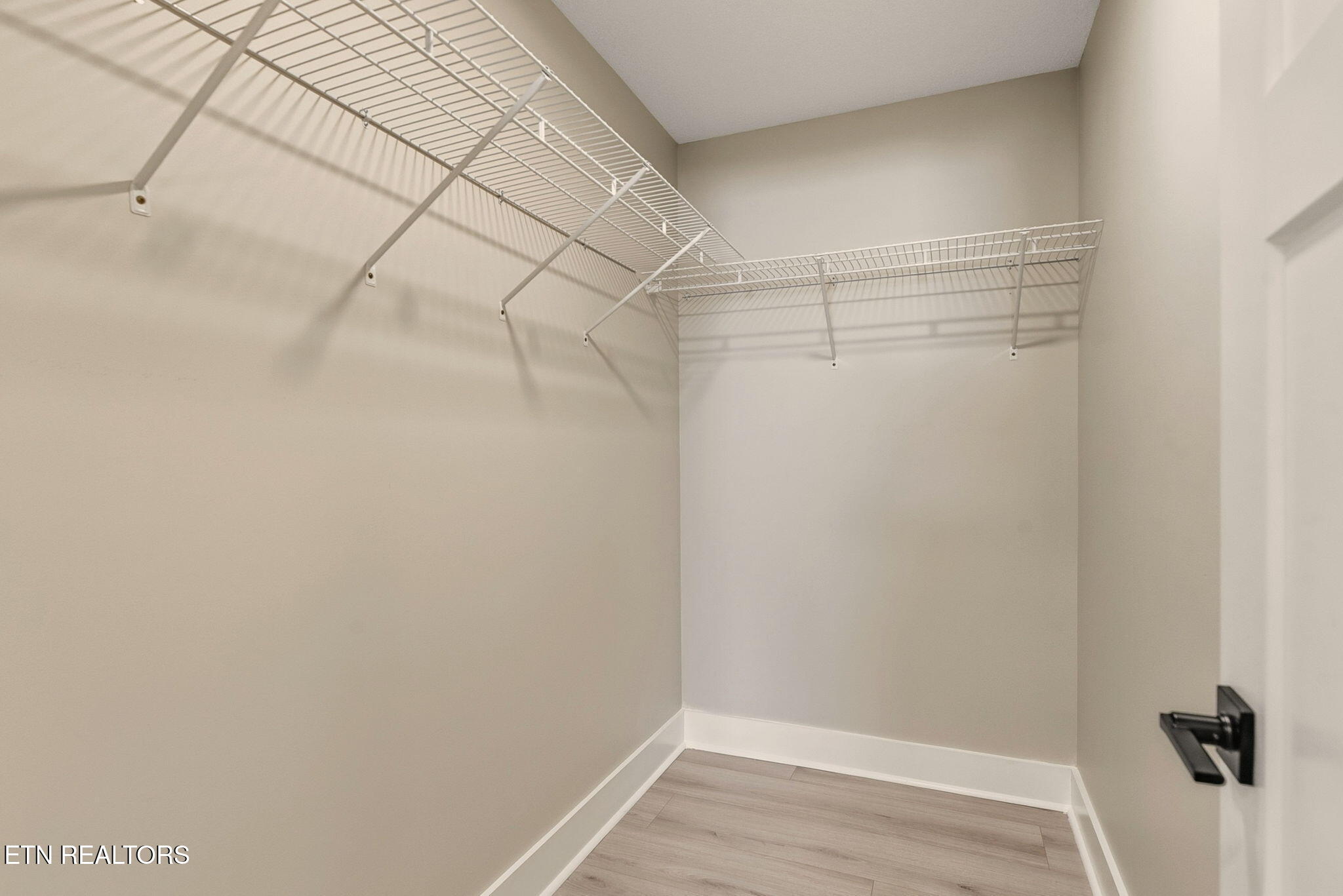 120 Marquette Road Oak Ridge, TN 37830 - Photo 14 of 38 Walk-In Closet