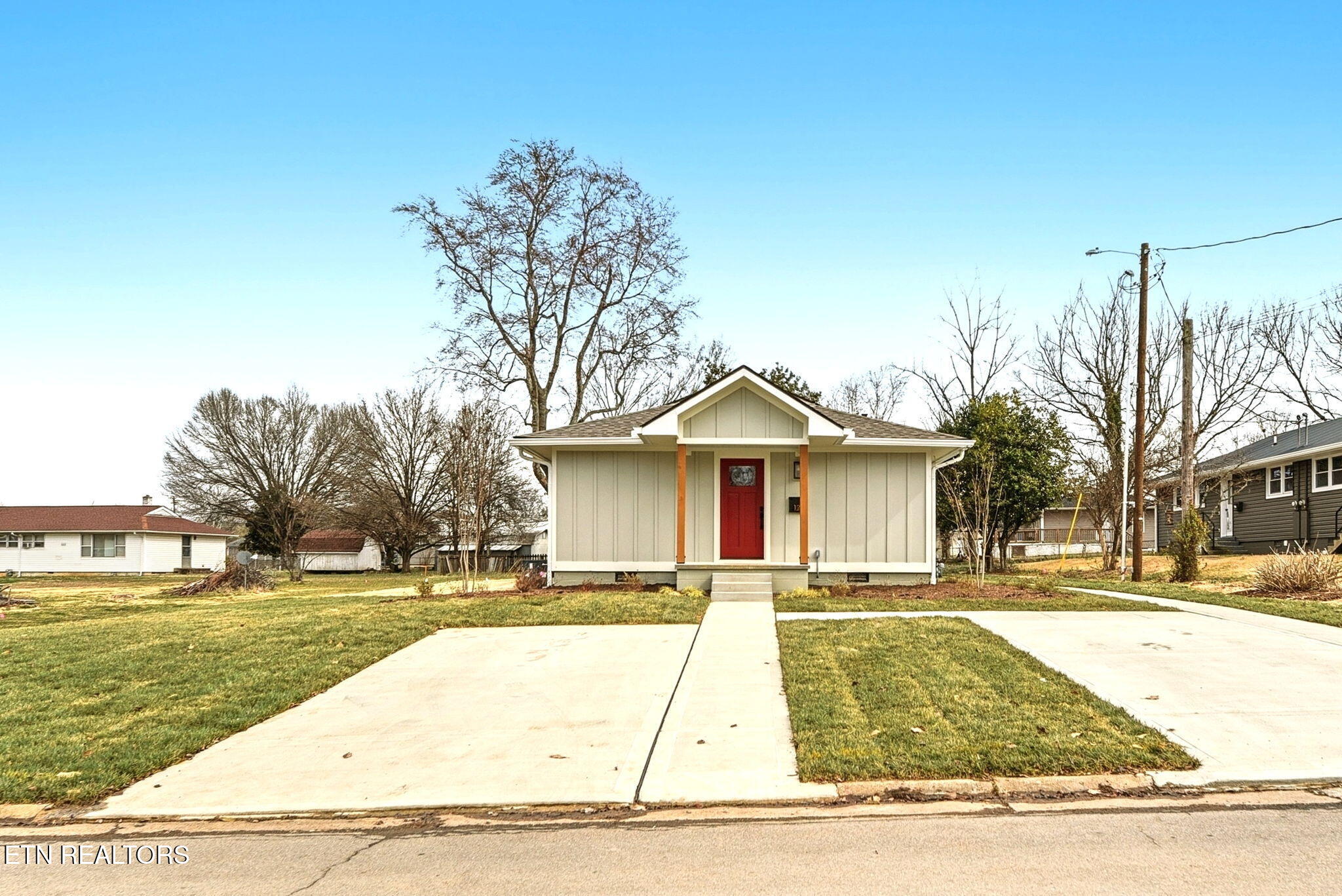 120 Marquette Road Oak Ridge, TN 37830 - Photo 2 of 38 120/122 Marquette