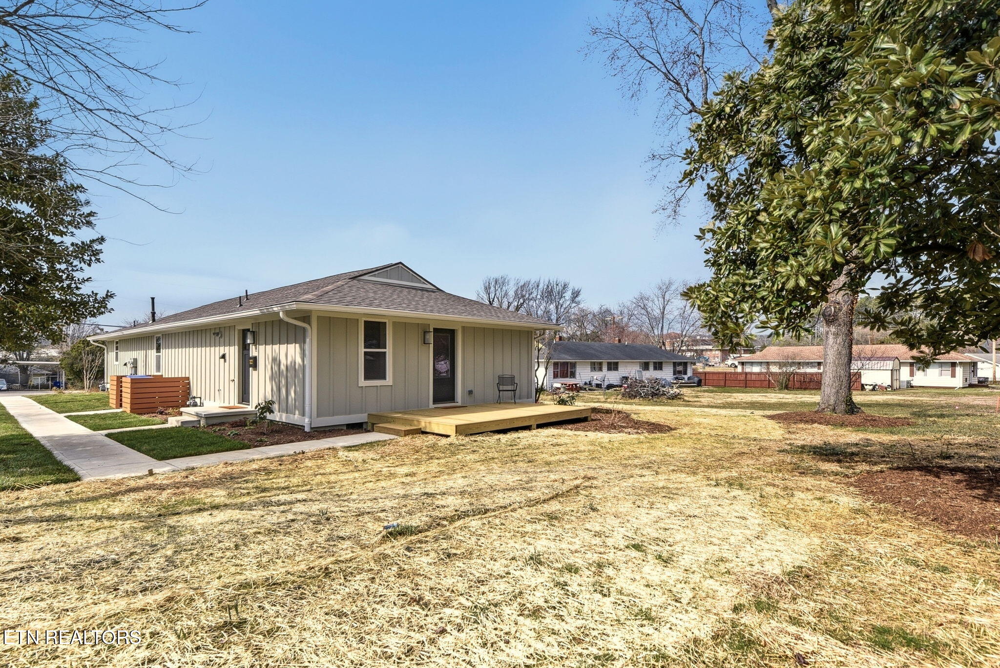 120 Marquette Road Oak Ridge, TN 37830 - Photo 37 of 38 Rear View
