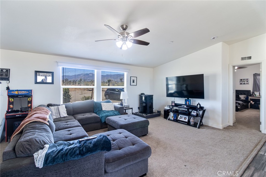 2876 Goss Road Phelan, CA 92371 - Photo 14 of 19