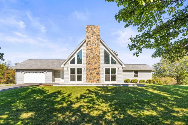 $575,000 | 227 Huffman Lane, Fairfield, VA 24435