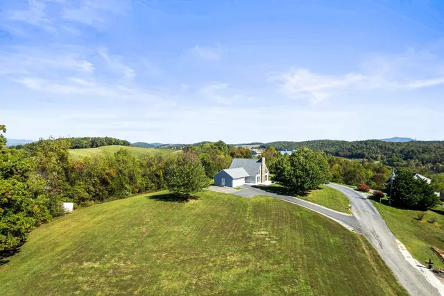 $575,000 | 227 Huffman Lane, Fairfield, VA 24435