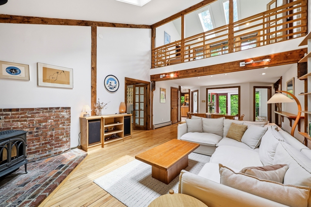 194 Montague Road Leverett, MA 01054 - Photo 9 of 42