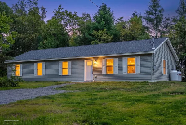 $383,000 | 16 Pomroy Lane, Levant, ME 04456