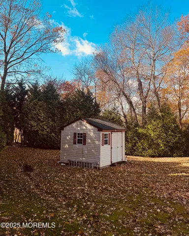 $675,000 | 8 Ivy Lane, Wrightstown, NJ 08562