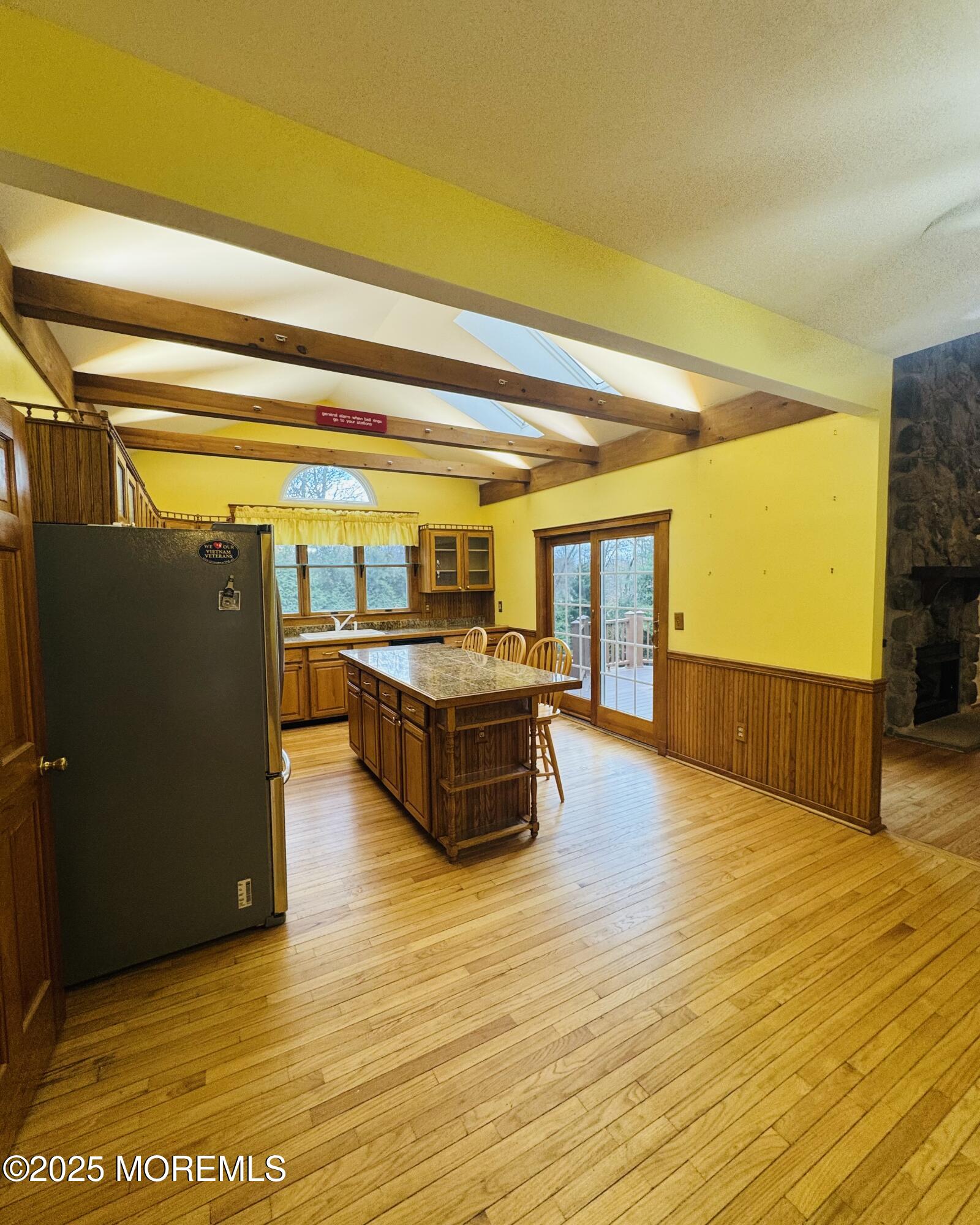 8 Ivy Lane Wrightstown, NJ 08562 - Photo 46 of 106 a living room with furniture and a wooden floor