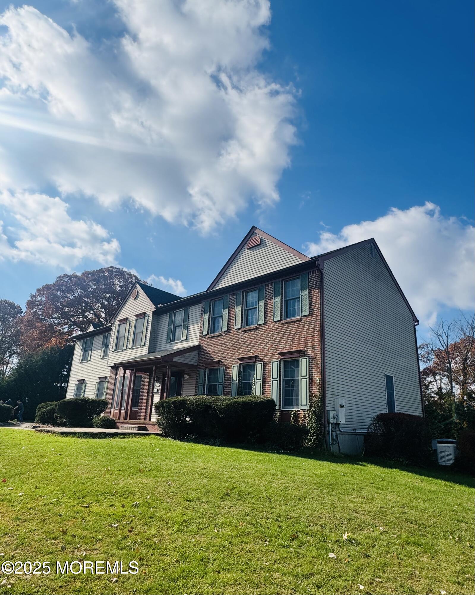 8 Ivy Lane Wrightstown, NJ 08562 - Photo 6 of 106 a view of house with yard and green space
