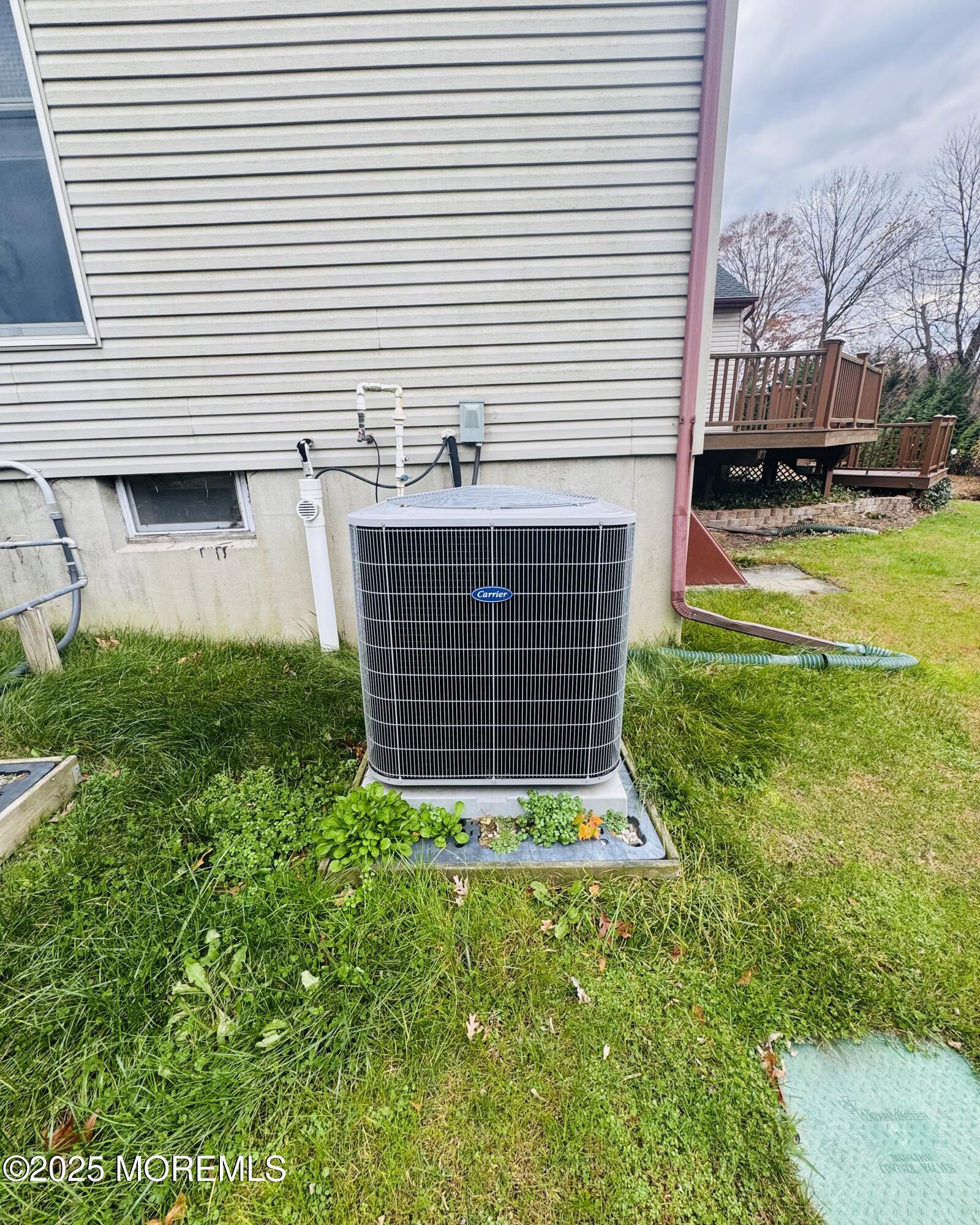 8 Ivy Lane Wrightstown, NJ 08562 - Photo 94 of 106 a view of a house with a yard and plants