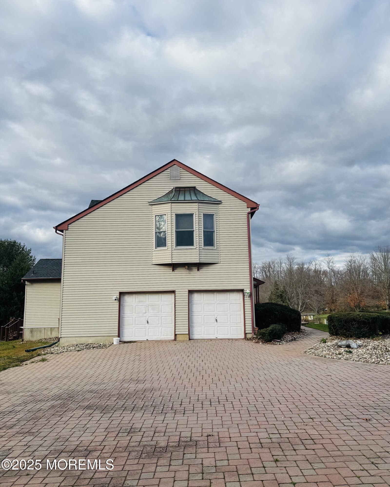 8 Ivy Lane Wrightstown, NJ 08562 - Photo 99 of 106 Driveway