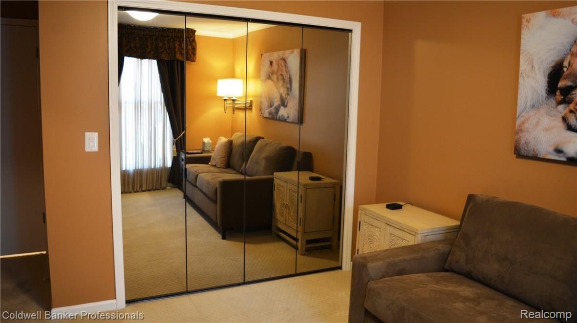 1750 Vernier Road, Unit 9 Grosse Pointe, MI 48236 - Photo 29 of 40 27.JPG