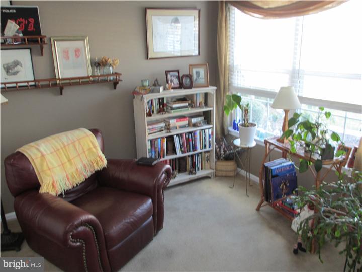 6 Brecht Road Hamilton Square, NJ 08690 - Photo 4 of 24