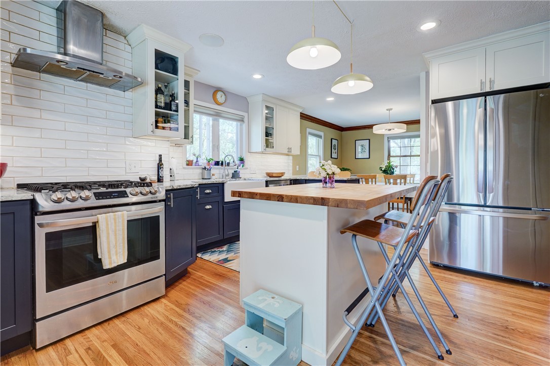 215 Roosevelt Road Rochester, NY 14618 - Photo 13 of 31