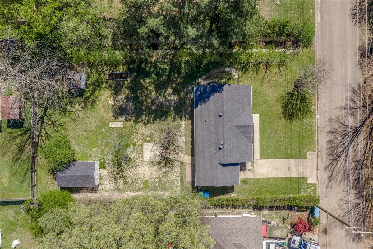 5626 Lamb Road Arlington, TN 38002 - Photo 3 of 33 an aerial view of a house with outdoor space and a lake view in back