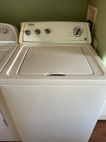 a close up view of washer and dryer