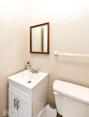 $239,900 | 1815 Hillcrest Avenue, Anderson, IN 46011