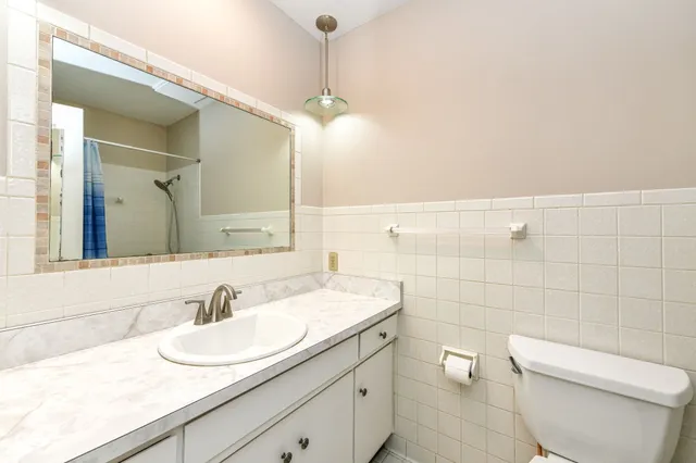 $239,900 | 1815 Hillcrest Avenue, Anderson, IN 46011