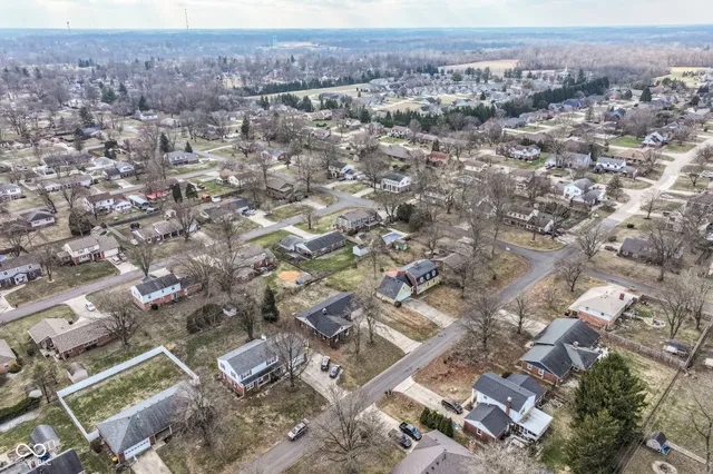 $239,900 | 1815 Hillcrest Avenue, Anderson, IN 46011