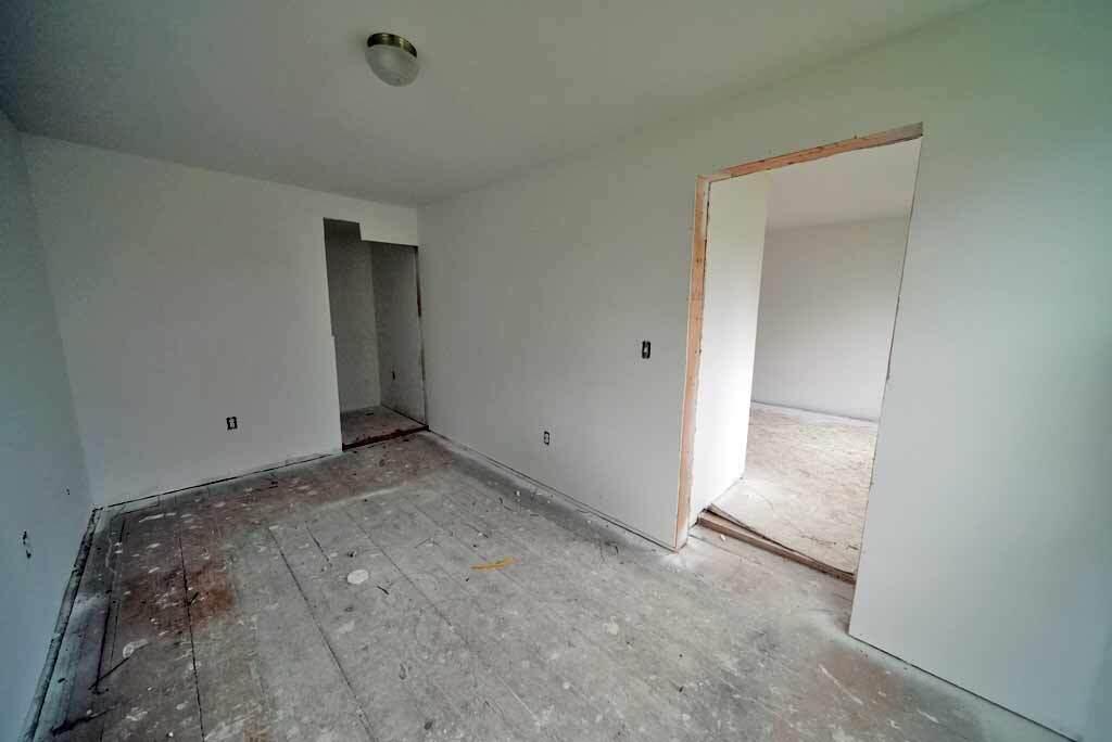 185 Hodgdon Mills Road Houlton, ME 04730 - Photo 23 of 47 1st-floor-hodgdon-home-bedr