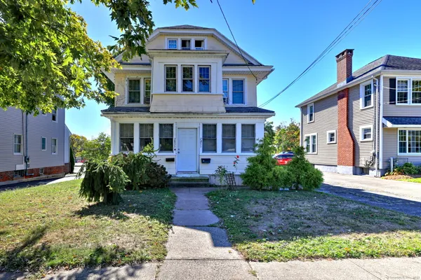 $415,000 | 2831 Dixwell Avenue, Hamden, CT 06518