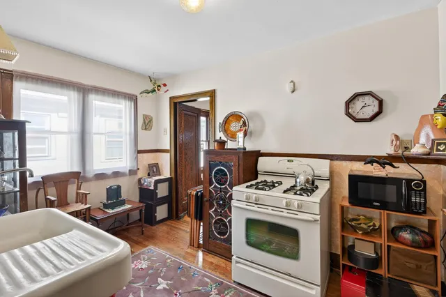 $365,000 | 4244-4246 South 28th Avenue, Minneapolis, MN 55406