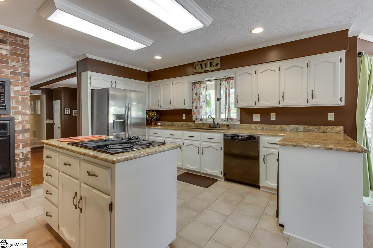 65 Enoree Road Travelers Rest, SC 29690 - Photo 8 of 22 Gallery Image 8