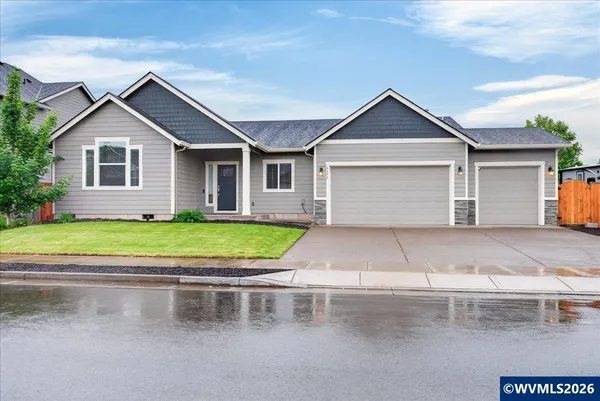 $620,000 | 6080 Northeast Tuscan Loop, Albany, OR 97321