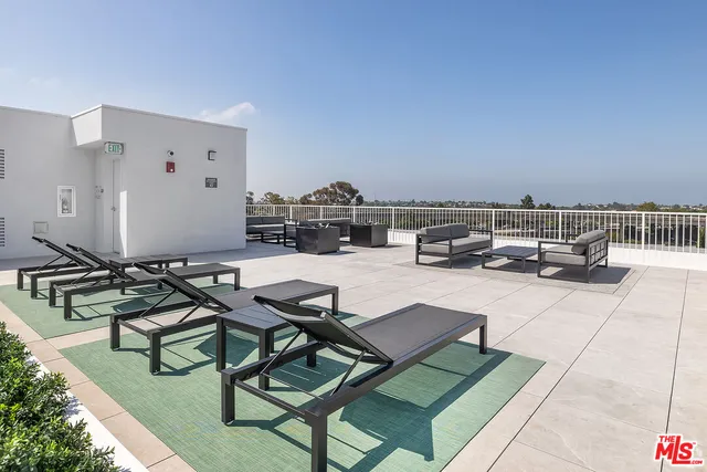 $5,395 | 2600 South Sepulveda Boulevard, Unit 405, Los Angeles, CA 90064