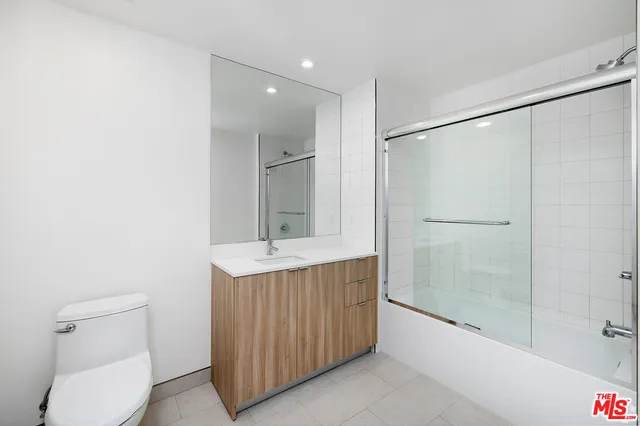 $5,395 | 2600 South Sepulveda Boulevard, Unit 405, Los Angeles, CA 90064