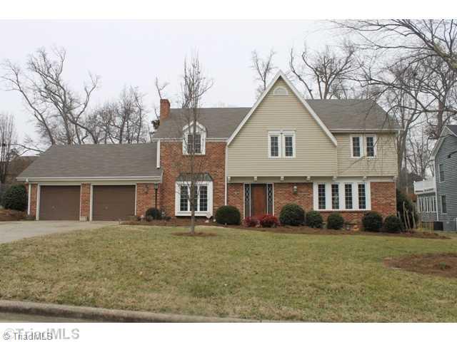 205 Royal Road Jamestown, NC 27282 - Photo 1 of 16 Exterior Front.