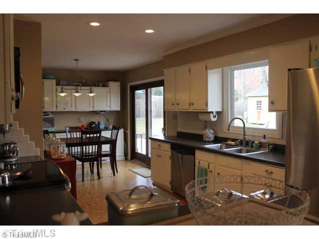 205 Royal Road Jamestown, NC 27282 - Photo 5 of 16 Kitchen.