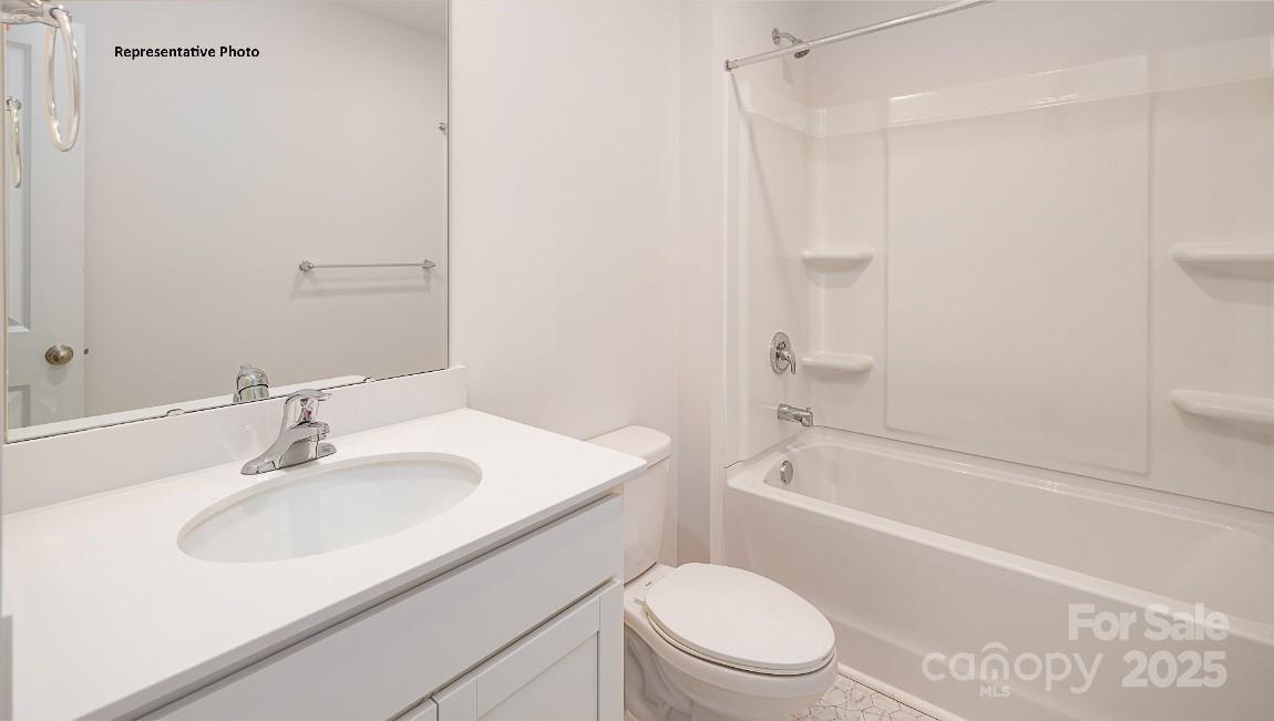 1766 Falls Cove Road Newton, NC 28658 - Photo 5 of 23 Gallery Image 5