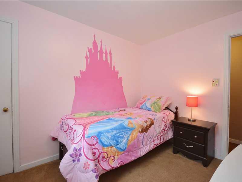 1239 Silver Lane McKees Rocks, PA 15136 - Photo 14 of 25 Bedroom.