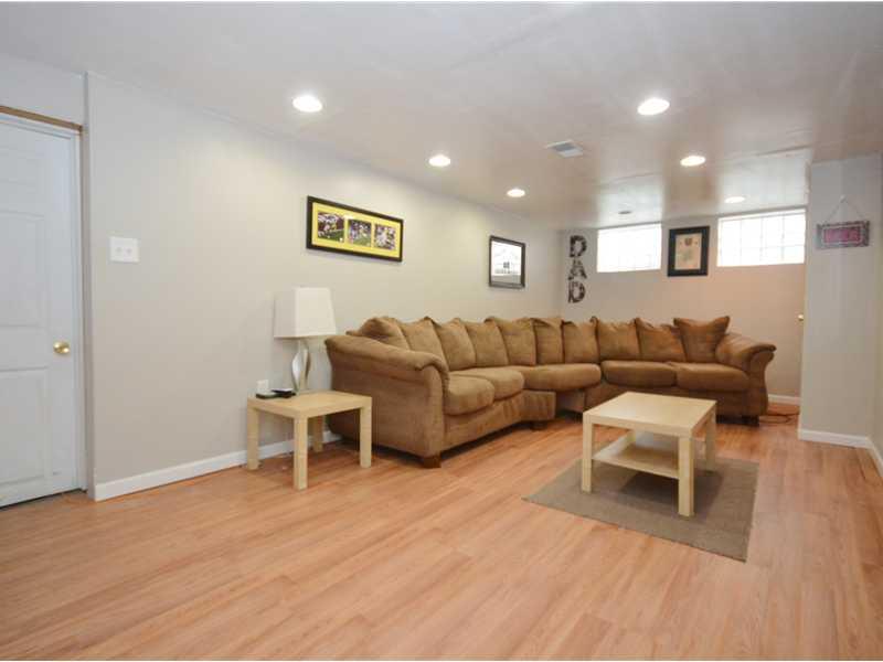1239 Silver Lane McKees Rocks, PA 15136 - Photo 17 of 25 Basement/Game Room.