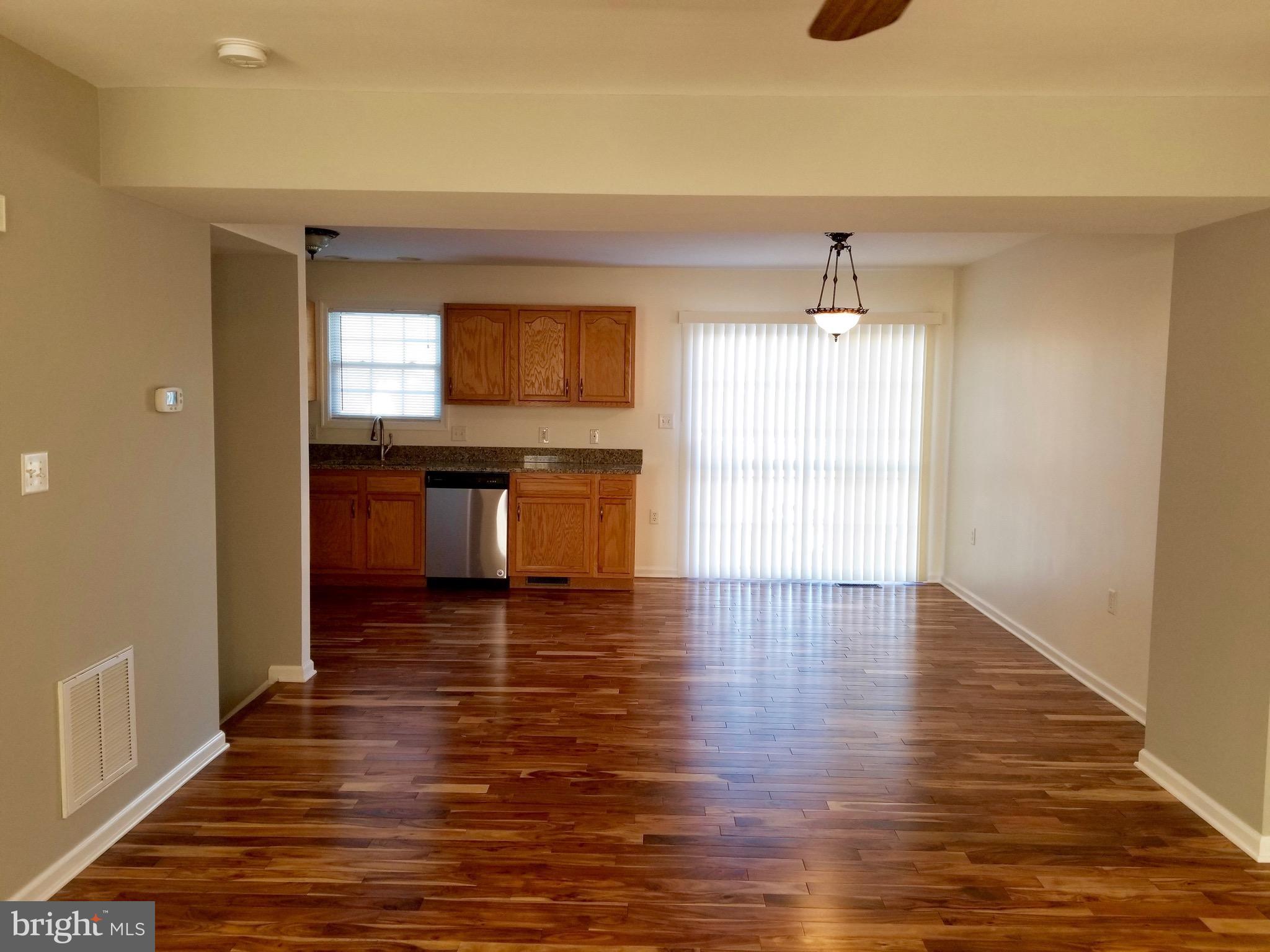 43 Fuzzy Tail Drive Ranson, WV 25438 - Photo 8 of 24 Interior (General)