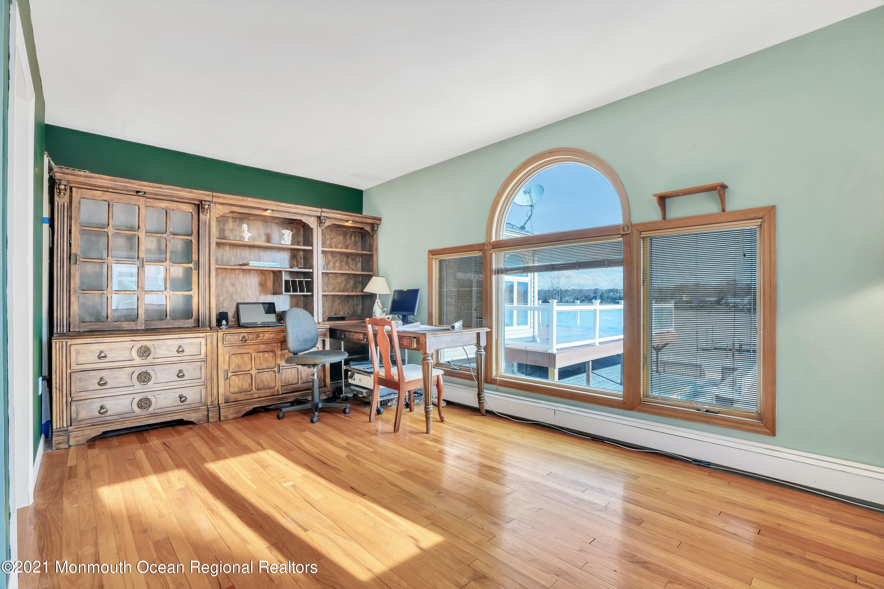 139 Riverside Drive North Brick, NJ 08724 - Photo 35 of 67 a living room with furniture and a large window