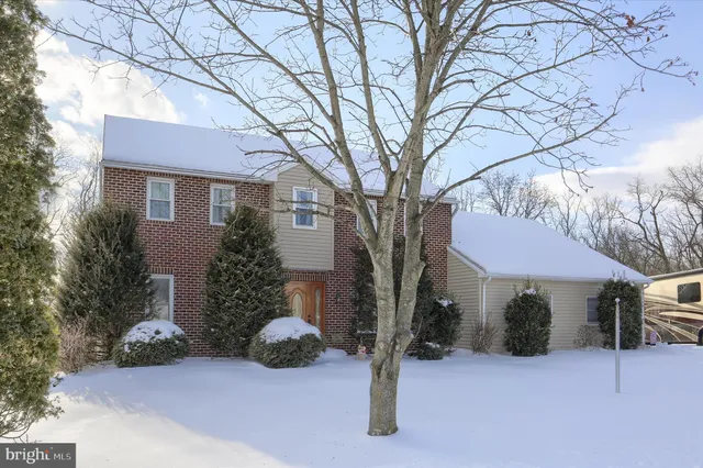 $519,900 | 22 Teaberry Drive, Carlisle, PA 17015