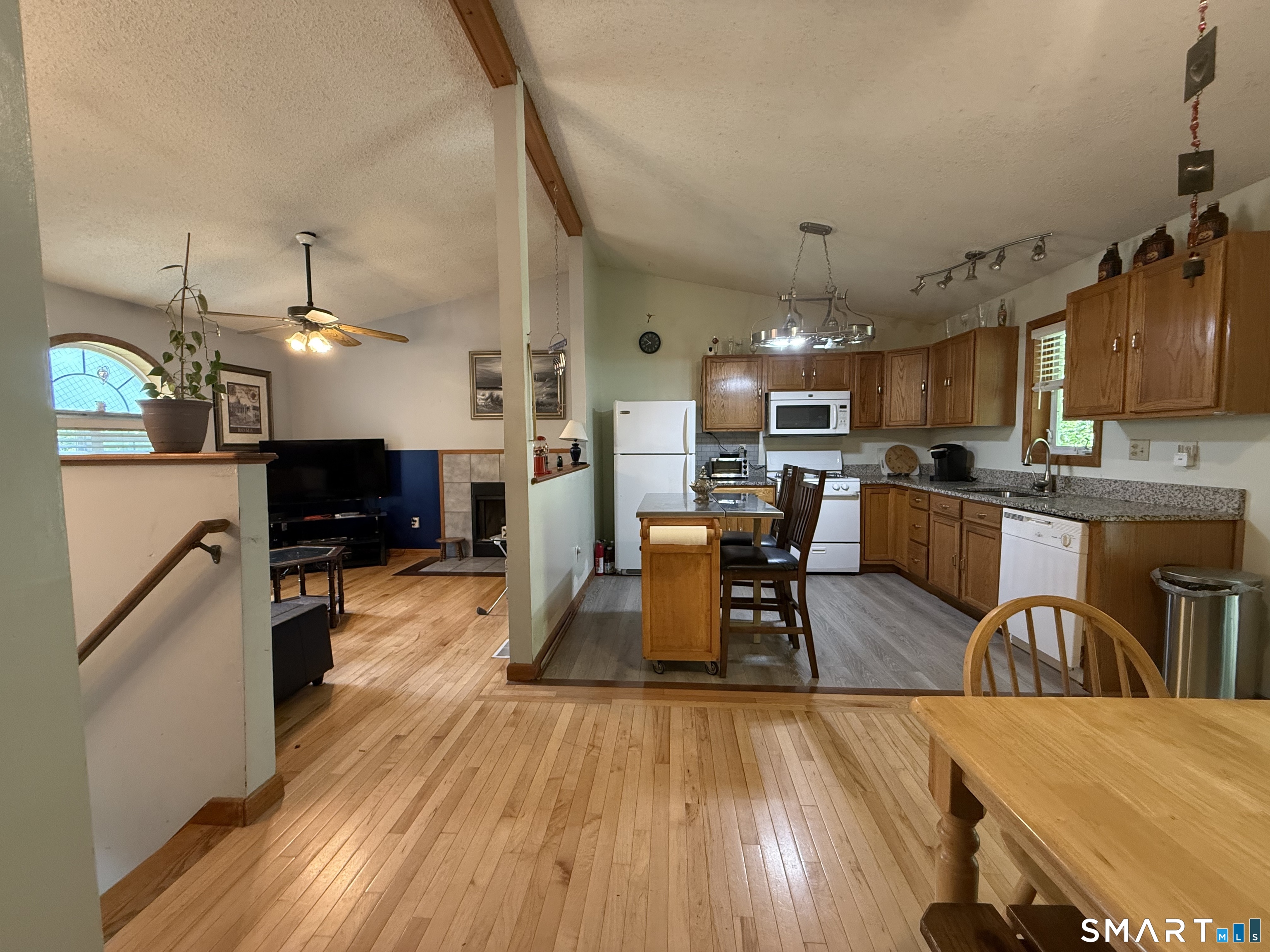 257 Snake Meadow Road Moosup, CT 06354 - Photo 10 of 37