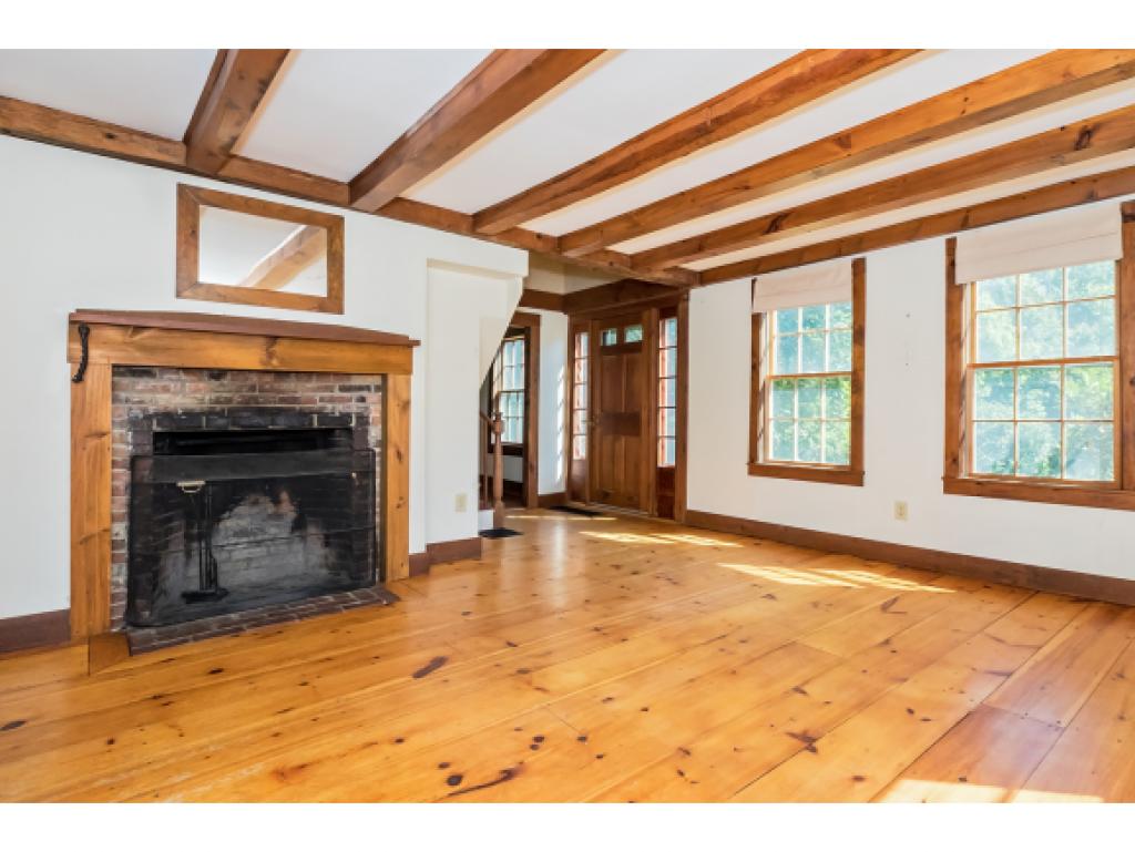 370 Pond Hill Road Barrington, NH 03825 - Photo 2 of 32 Gallery Image 2
