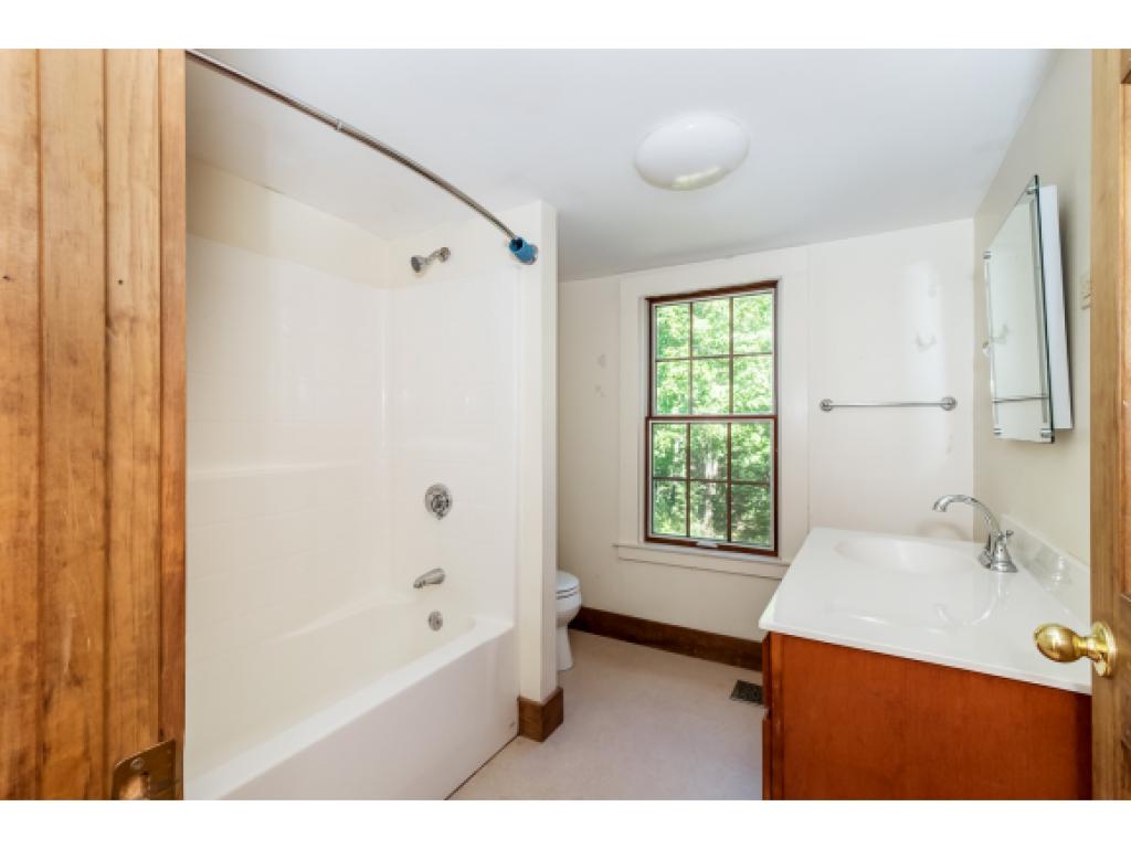 370 Pond Hill Road Barrington, NH 03825 - Photo 19 of 32 Gallery Image 19