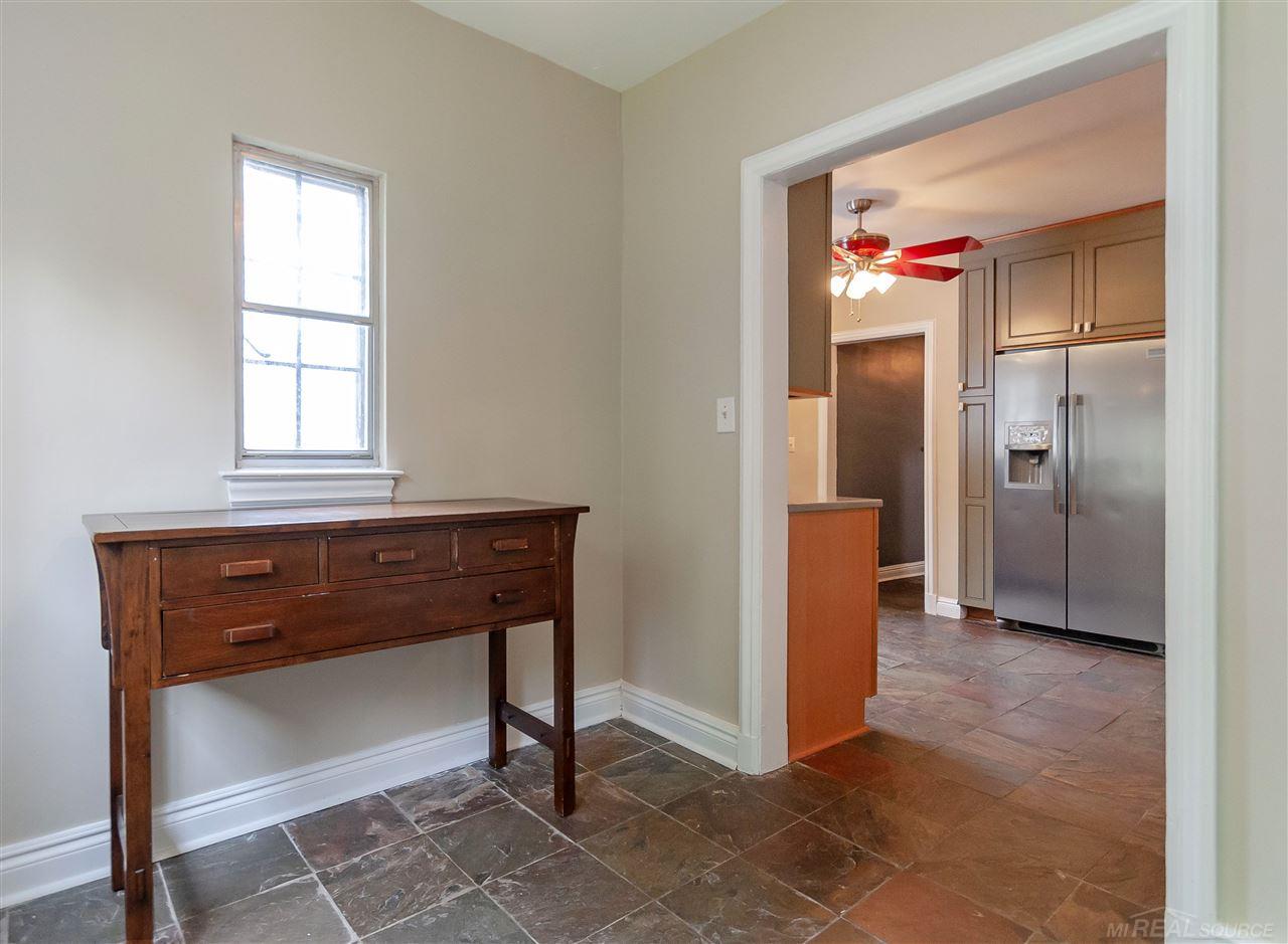1311 Bishop Road Grosse Pointe Park, MI 48230 - Photo 14 of 40
