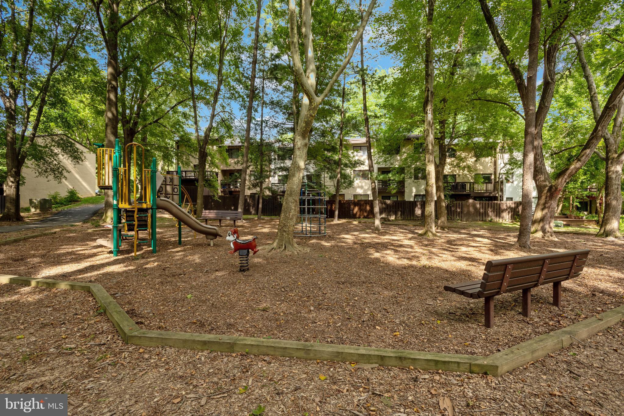 11841 Coopers Court Reston, VA 20191 - Photo 34 of 36 Gallery Image 34