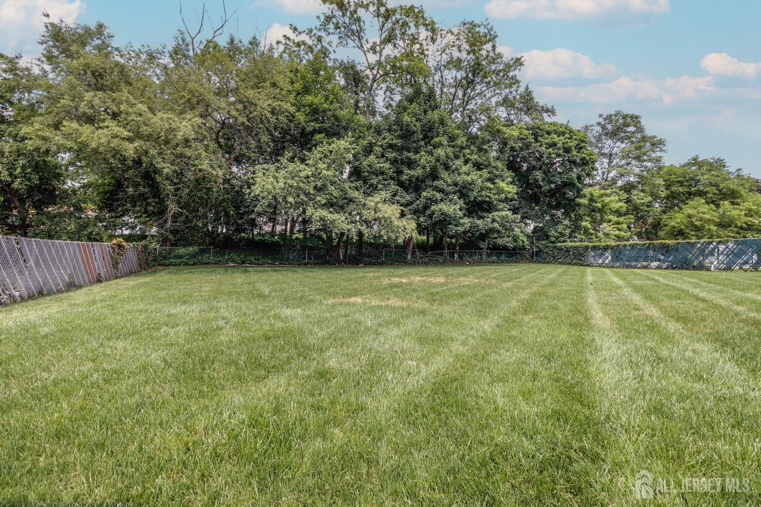 5 Overhill Road East Brunswick, NJ 08816 - Photo 37 of 38