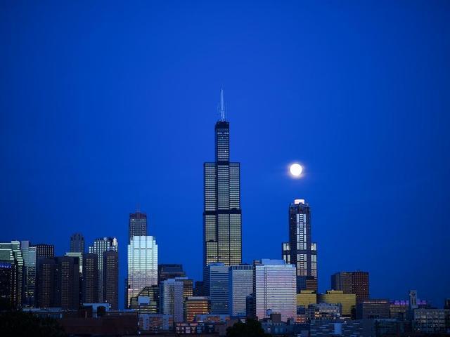 1500 West Monroe Street, Unit 524 Chicago, IL 60607 - Photo 19 of 20 a view of buildings