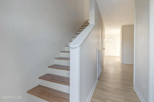 $1,325 | 121 Courtney Drive, Duson, LA 70529