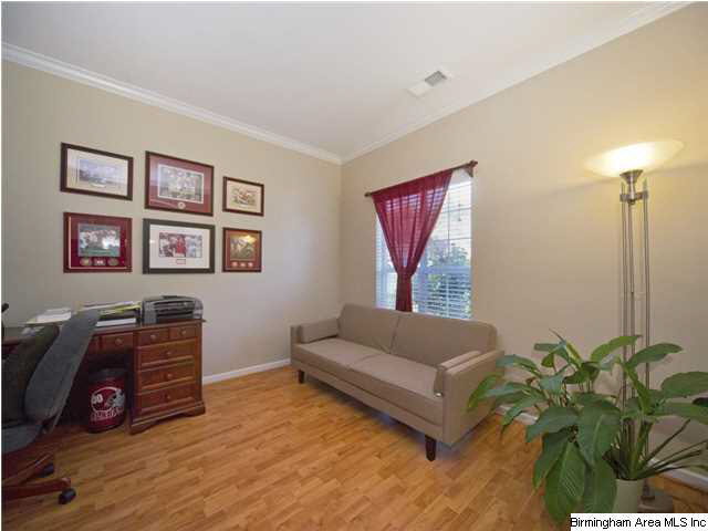 150 Village Lane Pelham, AL 35124 - Photo 4 of 25