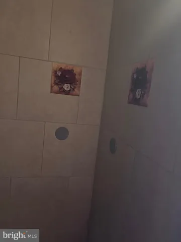 a close up of a shower