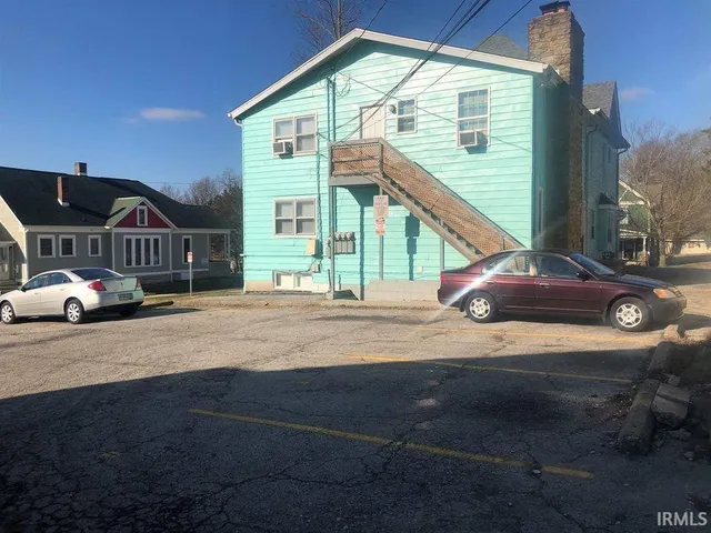 $700 | 423 South Fess Avenue, Unit 5, Bloomington, IN 47401