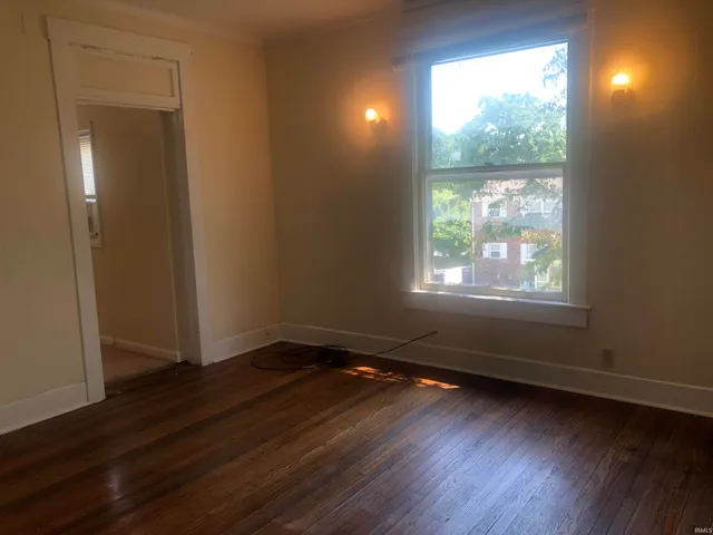 $700 | 423 South Fess Avenue, Unit 5, Bloomington, IN 47401