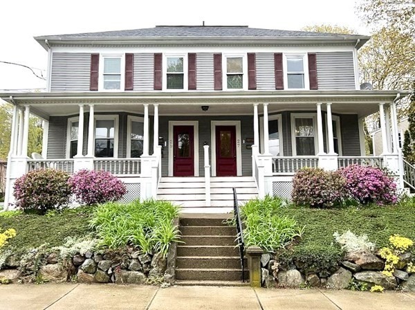 29 Topsfield Road, Unit 4 Ipswich, MA 01938 - Photo 1 of 9 Gallery Image 1