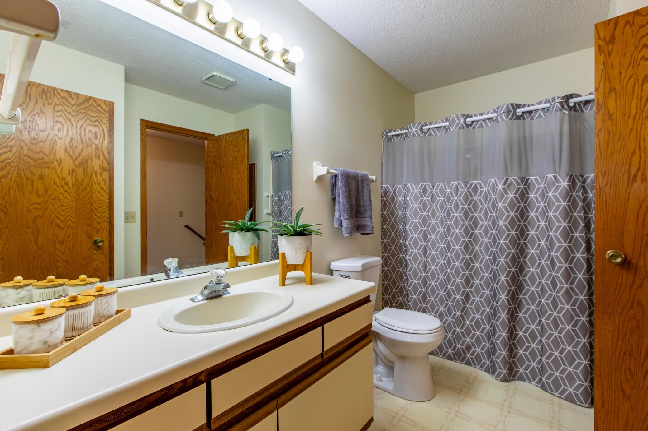2759 Charles Court Northwest Rochester, MN 55901 - Photo 15 of 21 Gallery Image 15